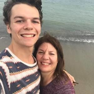 Meet your Posher, Jason